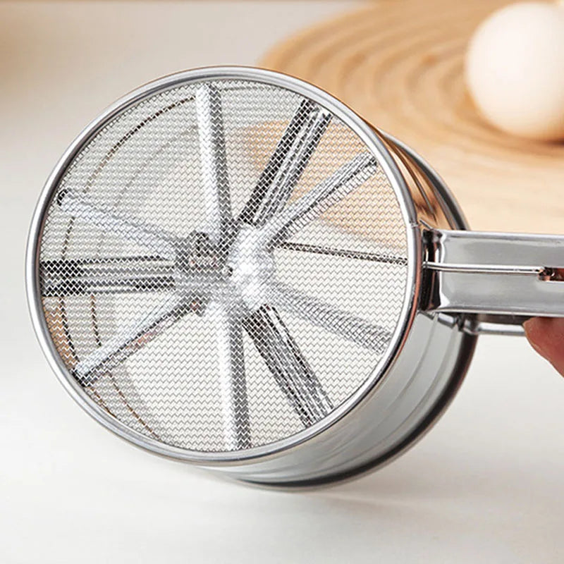 Stainless Steel Flour Strainer – Fine Mesh Sifter for Baking & Cooking
