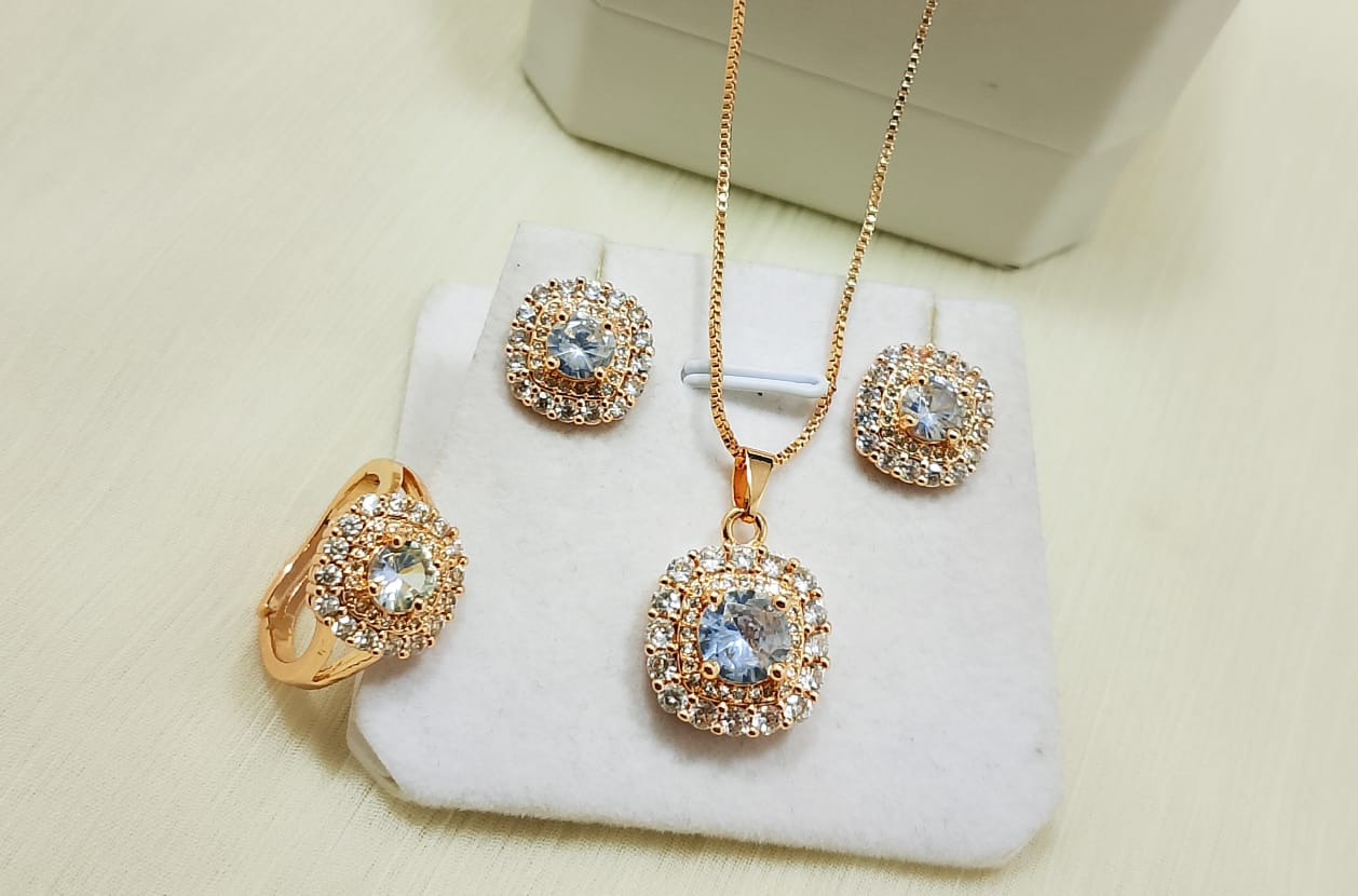 Zarcon 3-Piece Jewelry Combo Set – Chain Locket, Tops & Adjustable Ring
