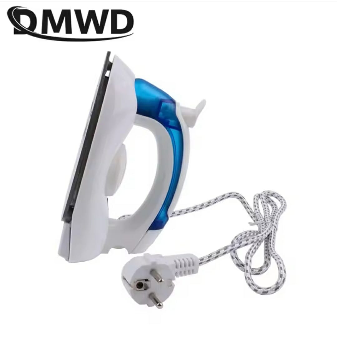 700W Foldable Steam Iron – Compact & Travel-Friendly